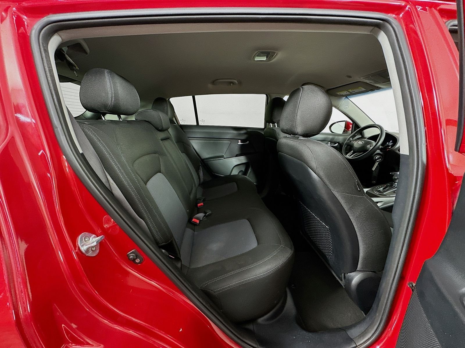 Used 2014 Signal Red Kia LX image 25
