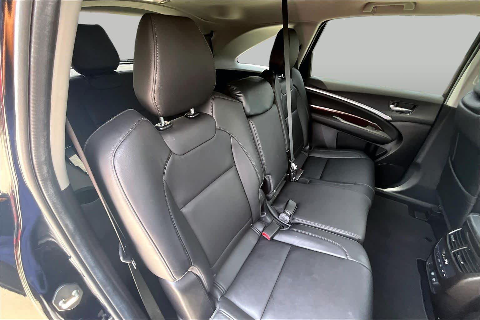 Used 2020 Majestic Black Pearl Acura  image 19