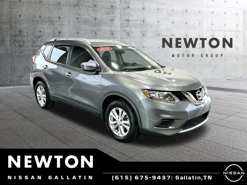 2016 Nissan Rogue SV FWD's photo