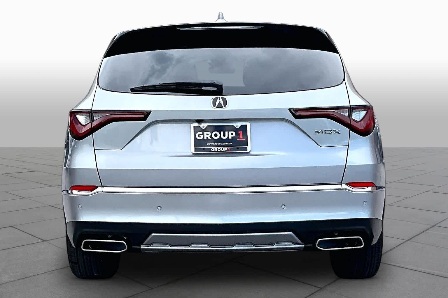 Used 2026 Solar Silver Metallic Acura w/Technology Package image 5