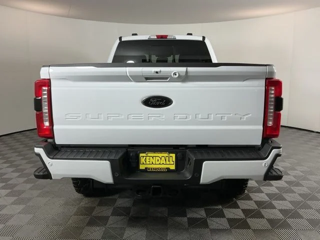 New 2026 Oxford White Ford XLT image 5