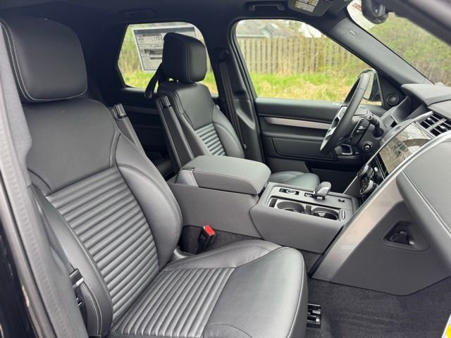 New 2026 Santorini Black Land Rover Dynamic SE image 20