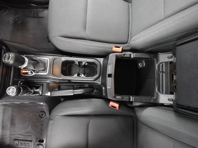 2019 Jeep Wrangler Unlimited Altitude - Photo 36