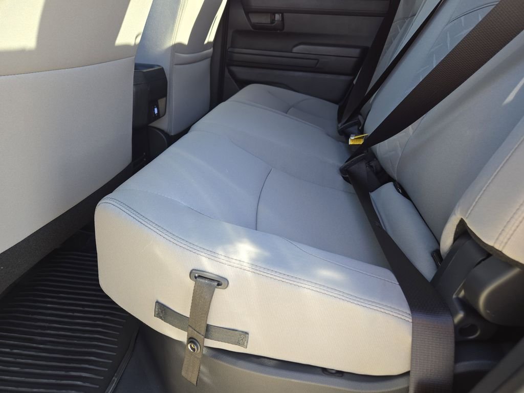 2026 Toyota Tacoma SR5 - Photo 21