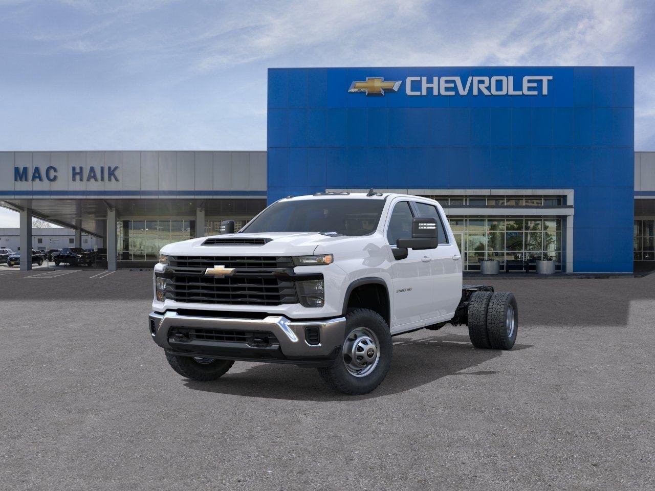 New 2026 Summit White Chevrolet Work Truck image 8