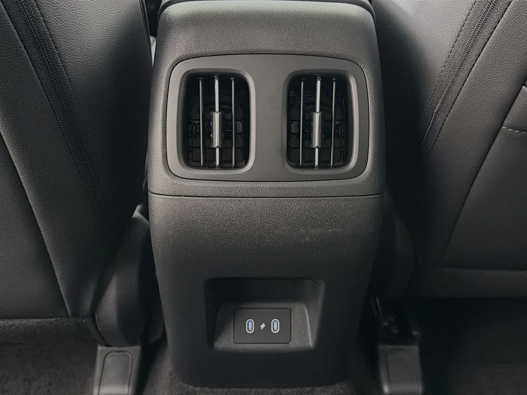 New 2026 Hampton Gray Hyundai SEL Plus image 24