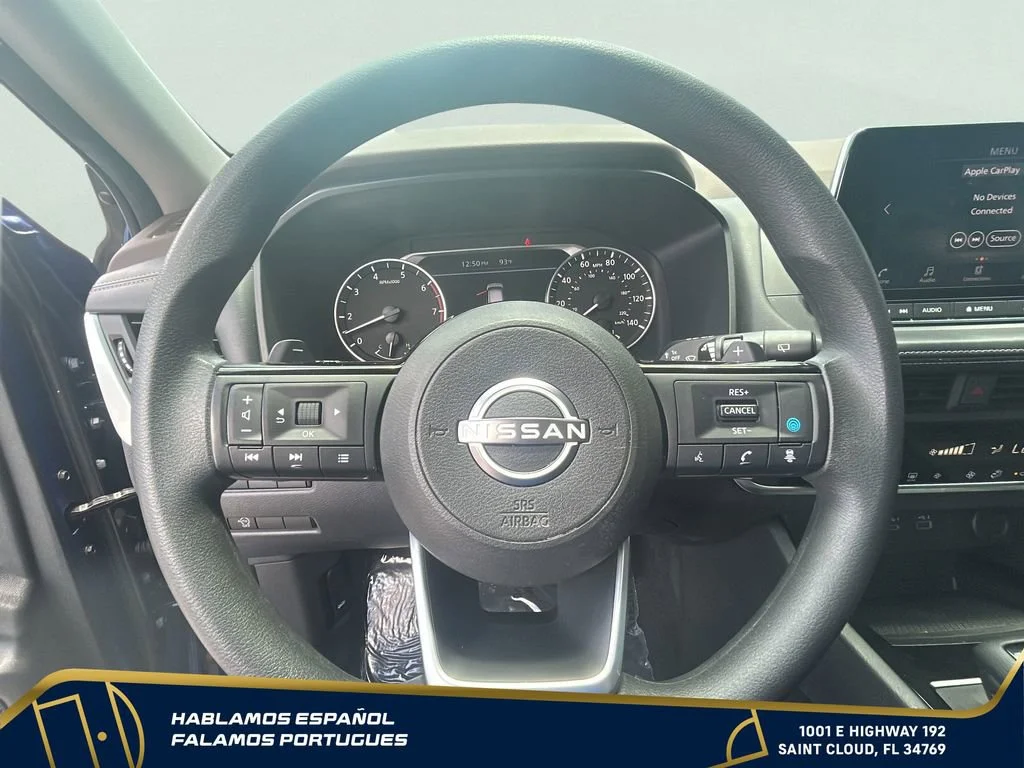 Used 2023 Blue Nissan SV FWD image 15