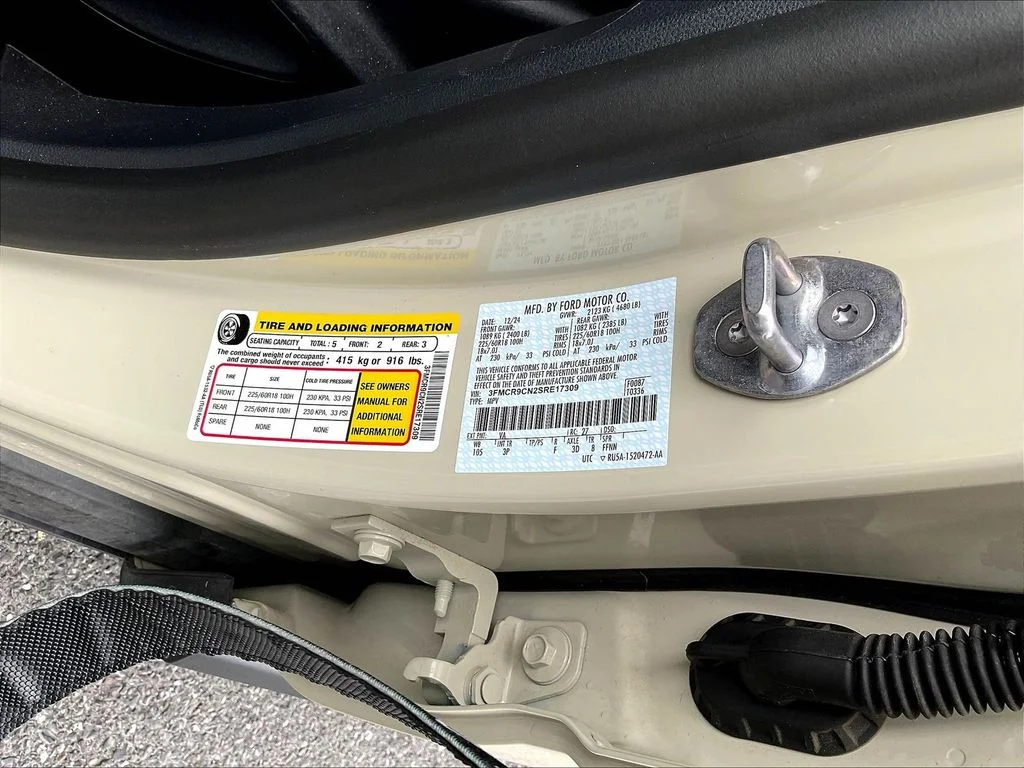 Certified Used 2025 Beige Ford Outer Banks image 9
