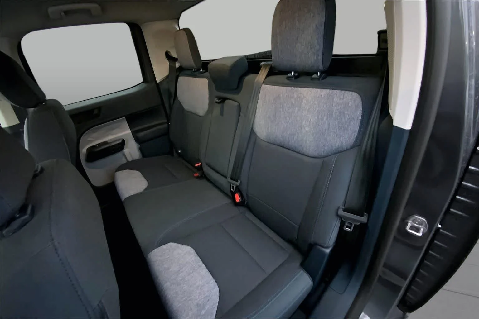 Used 2025 Carbonized Gray Metallic Ford XLT image 20