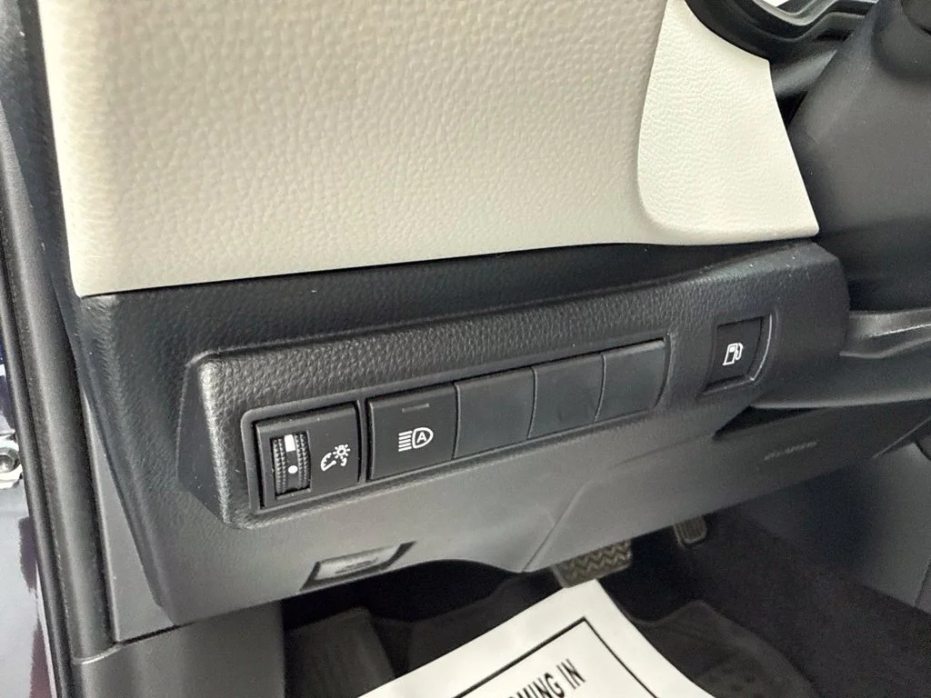 Used 2023  Toyota LE image 23