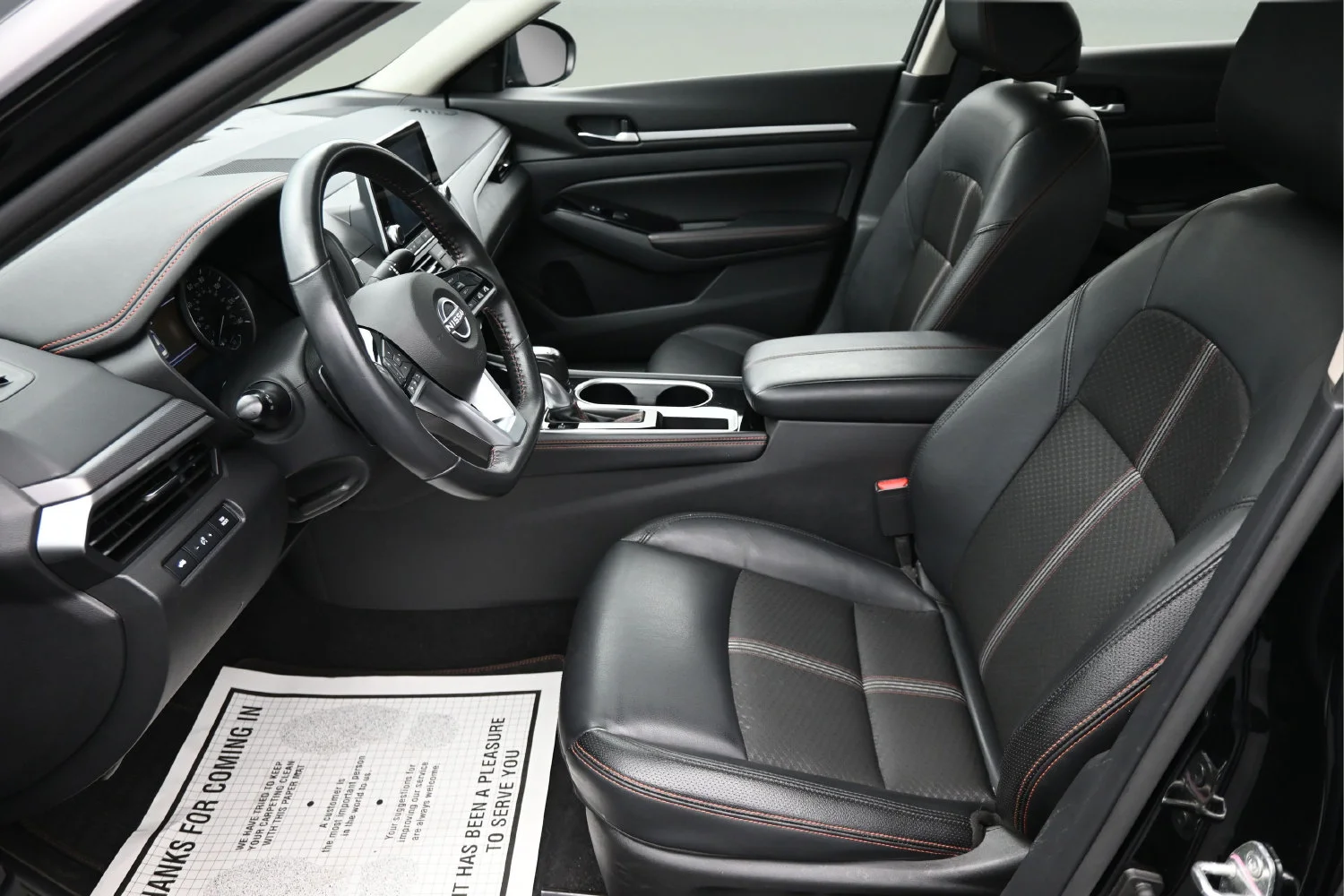 Used 2025 Black Nissan SR image 9