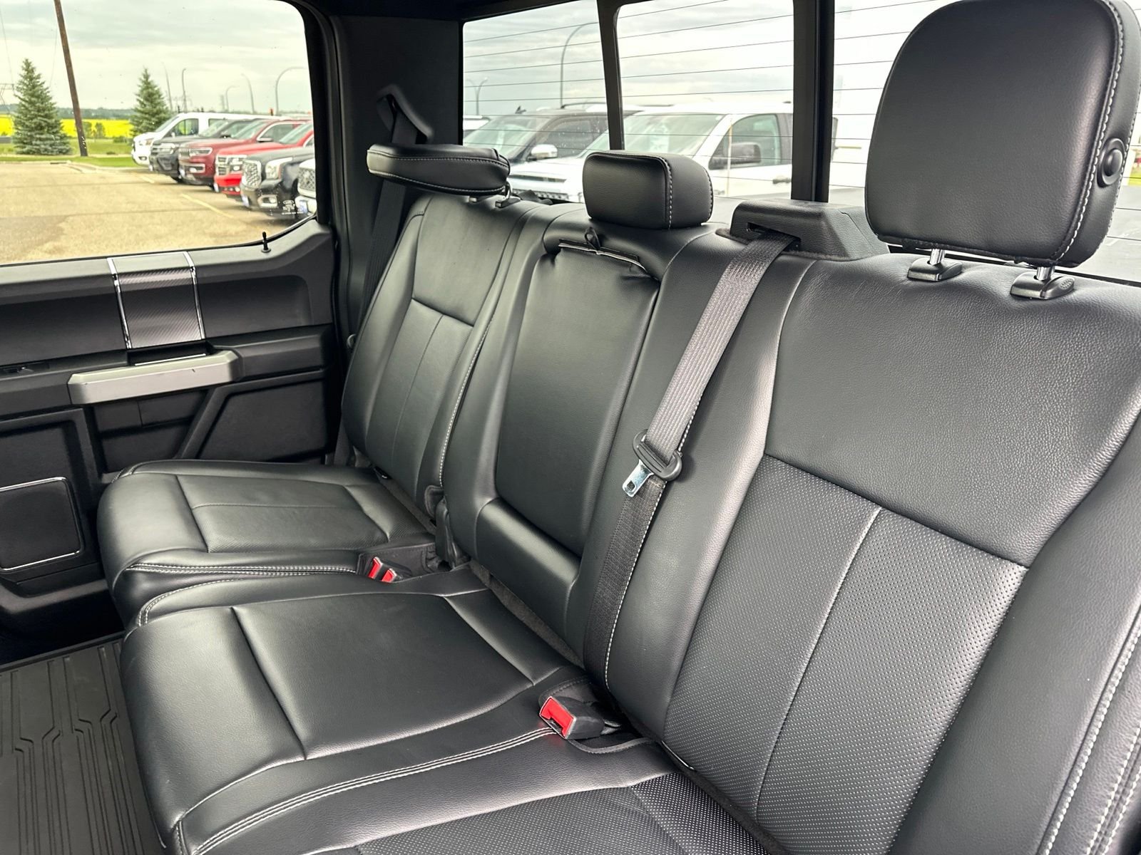 Used 2019 Gray Ford Lariat image 27