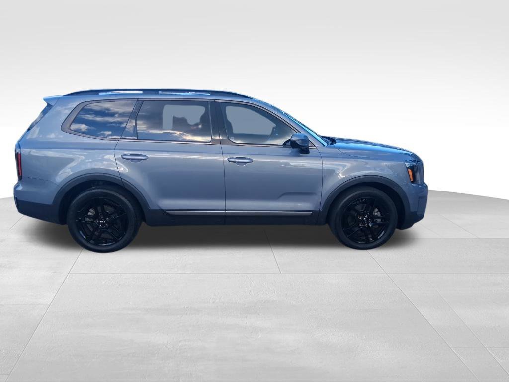 Certified Used 2023 Silver Kia SX X-Line image 4