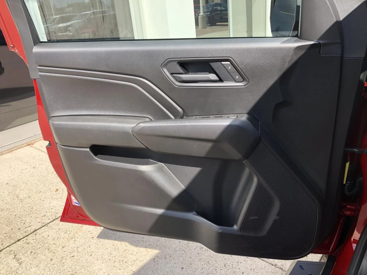 New 2026 Red Chevrolet 4wd Crew Cab Trail image 18