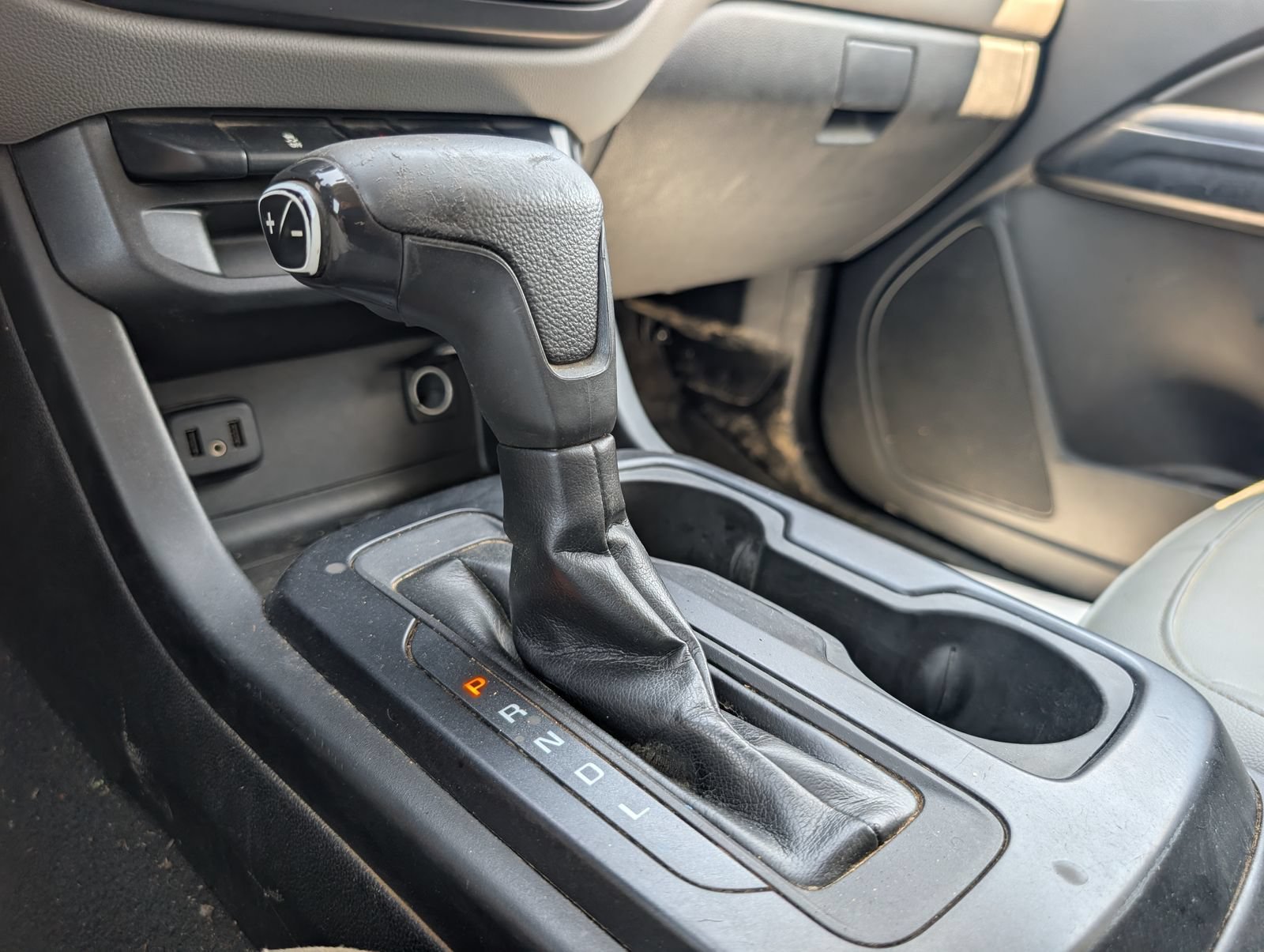 Used 2021 SUMMIT WHITE Chevrolet 2WD Work Truck image 12