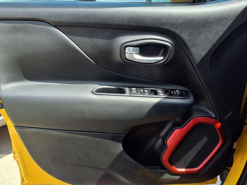 Used 2023 Solar Yellow Clearcoat Jeep Trailhawk image 10