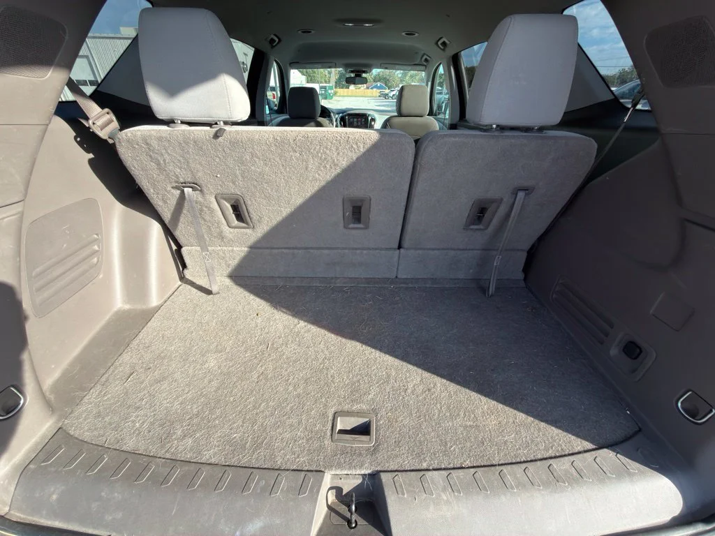 Used 2018 Silver Chevrolet LT image 16