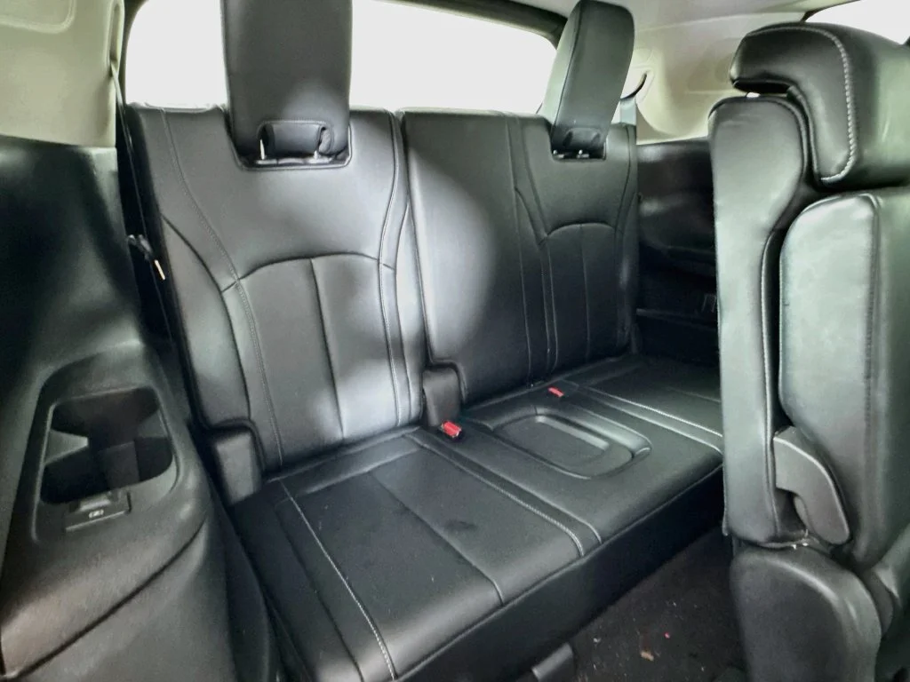 Certified Used 2024 White INFINITI PURE image 38