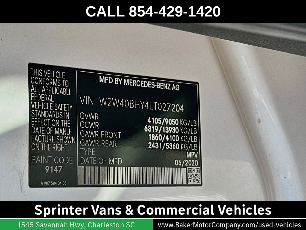Used 2020 White Freightliner Base image 31