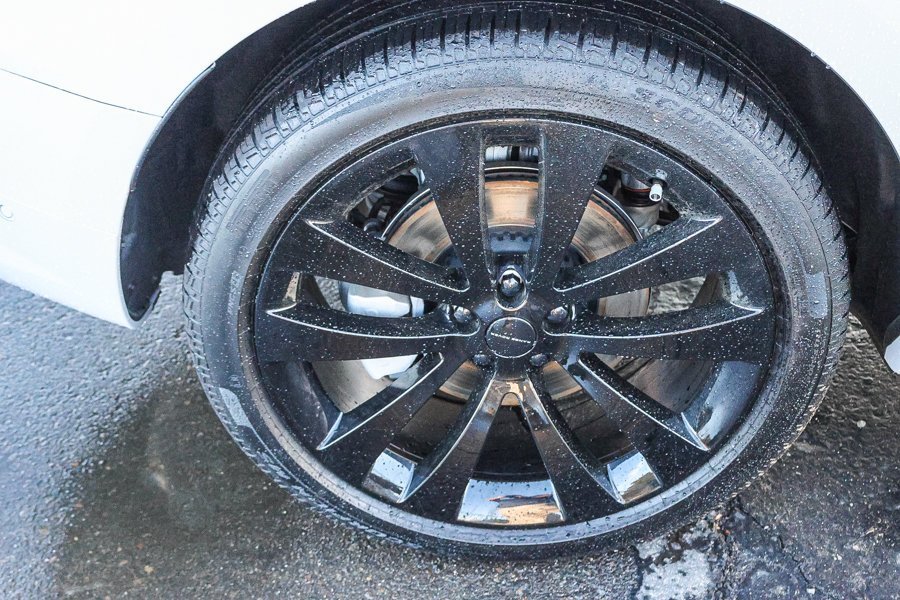 New 2026 Borasco Grey LAND ROVER Dynamic SE image 13
