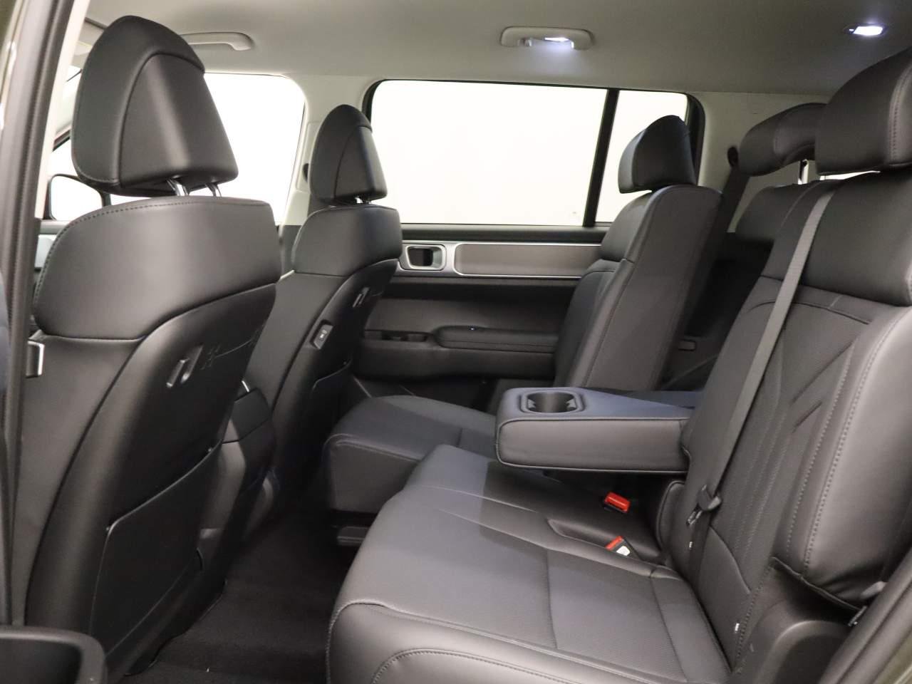 New 2026 Rockwood Green Pearl Hyundai SEL image 16