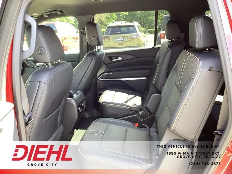 Used 2024 RADIANT RED TINTCOAT Chevrolet Premier image 18