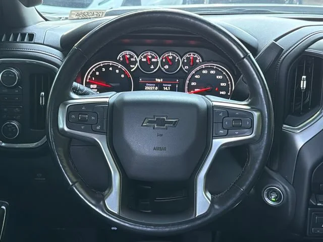 Used 2020 IRIDESCENT PEARL TRICOAT Chevrolet LT Trail Boss image 23