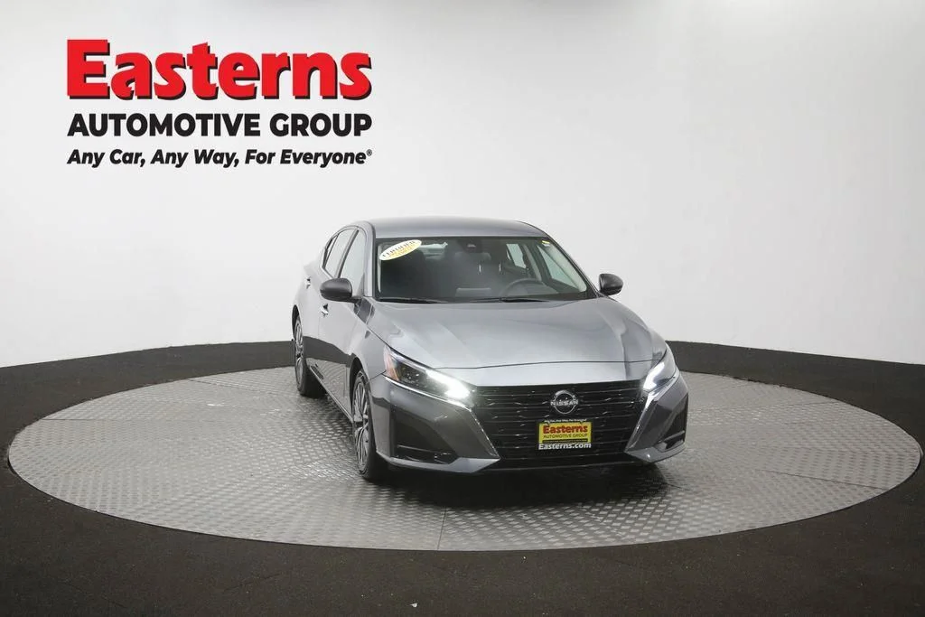 Used 2025 Gray Nissan 2.5 SV image 53