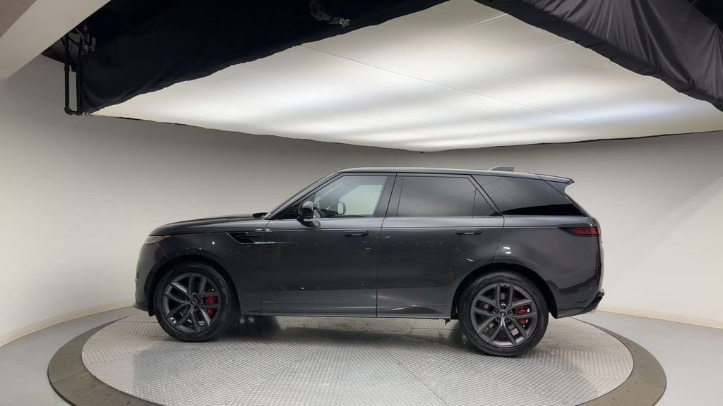 Used 2025 Carpathian Gray Premium Metallic Land Rover Autobiography image 5