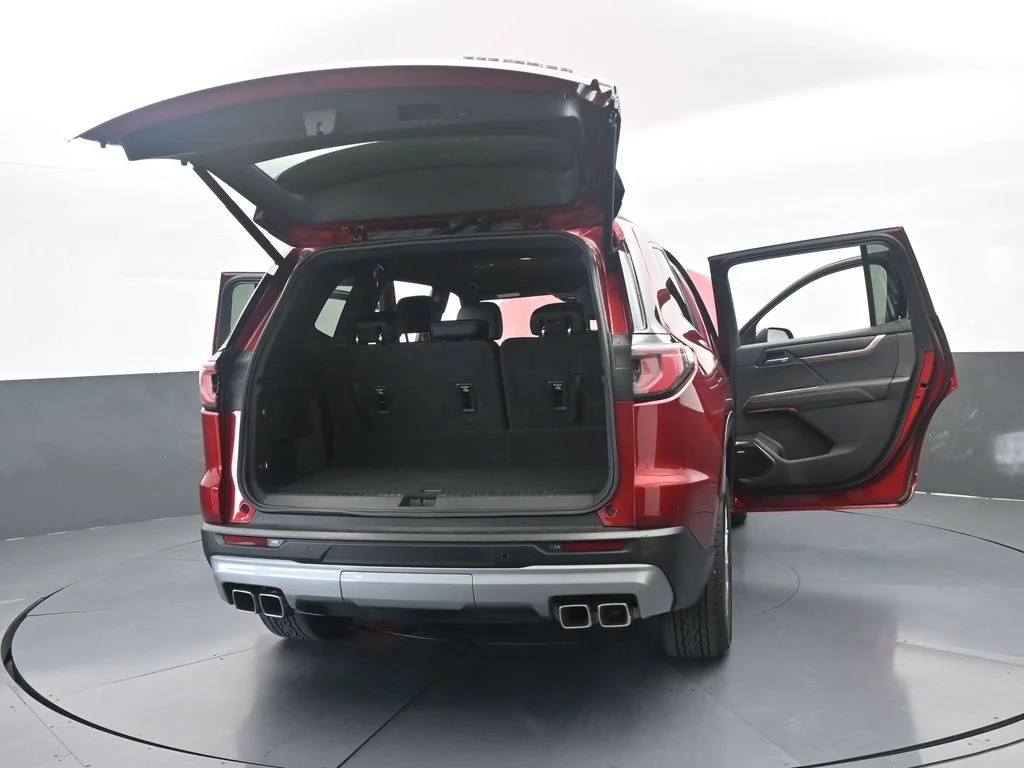 Used 2024 Volcanic Red Tintcoat GMC Elevation image 82
