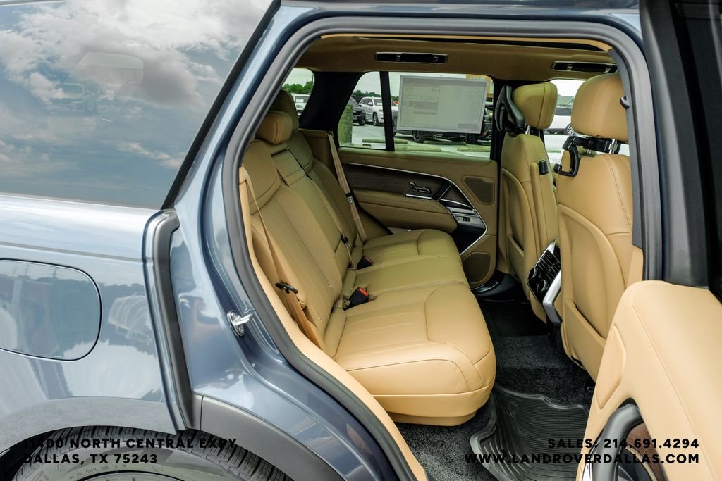 New 2026 Varesine Blue Metallic Land Rover SE image 42