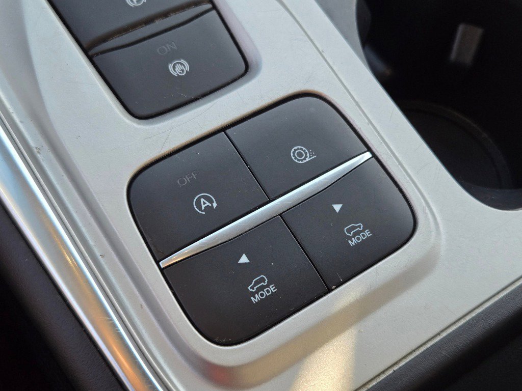 2024 Ford Explorer XLT - Photo 32
