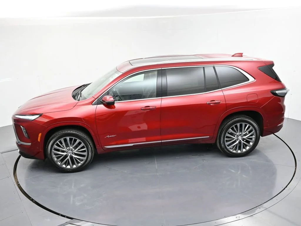 2025 Buick Enclave Avenir - Photo 30