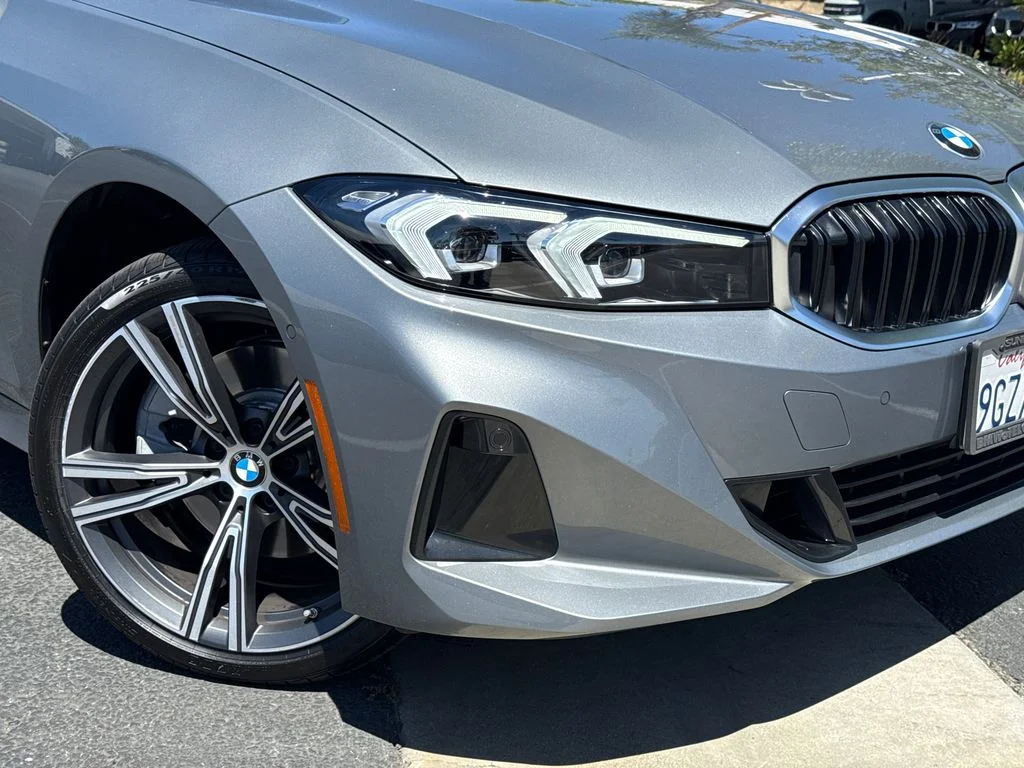 Used 2023 Gray BMW 330i image 6