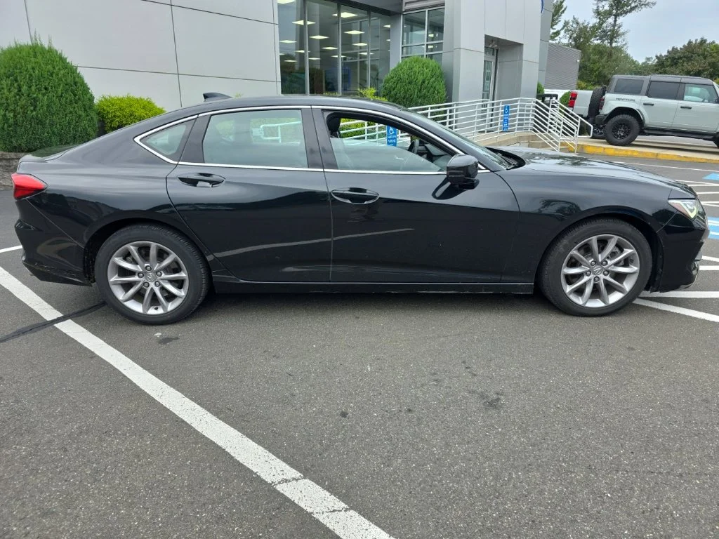 Used 2021 Black Pearl Acura Base image 2