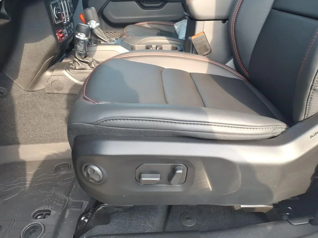 New 2026 Anvil Clearcoat Jeep Rubicon X image 10