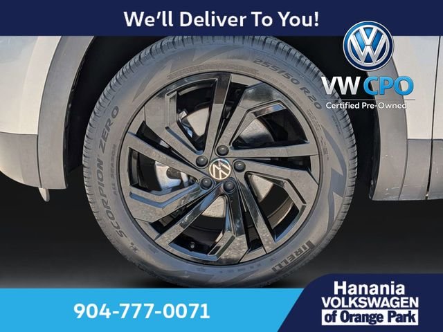 Certified Used 2023 Silver Volkswagen 3.6L V6 SE w/Technology image 8