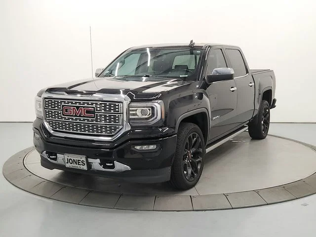 Used 2017 Black GMC Denali image 4