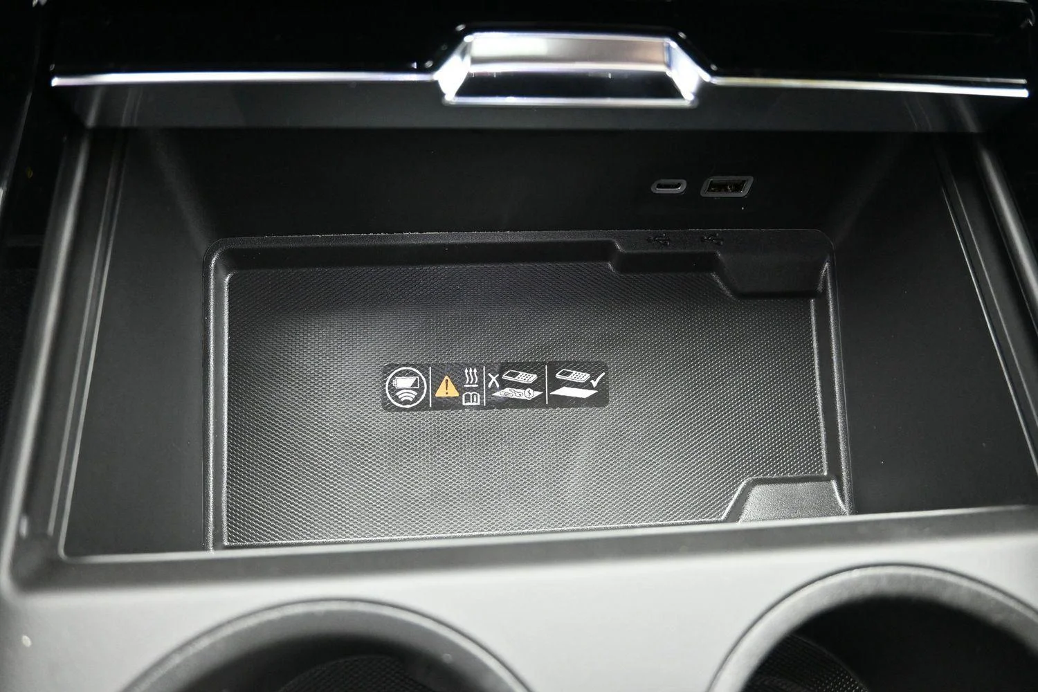 New 2026 Sterling Metallic GMC Denali image 39