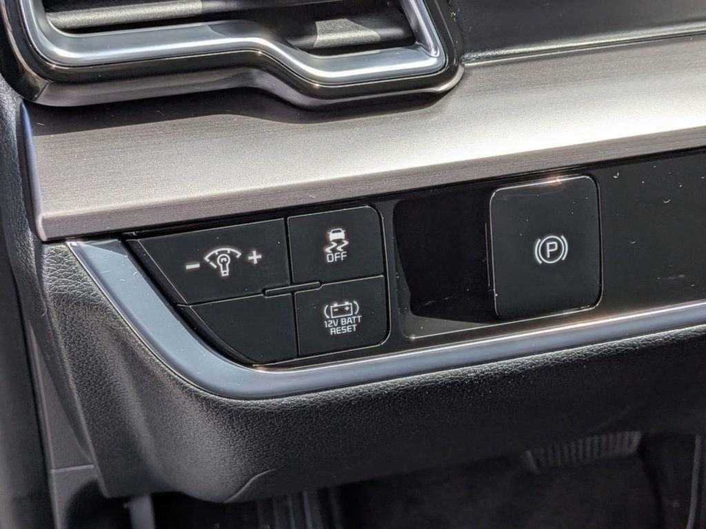 Certified Used 2025 Gray Kia EX image 14