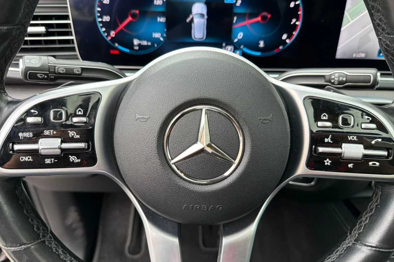 Used 2020 Black Mercedes-Benz GLE 350 image 23