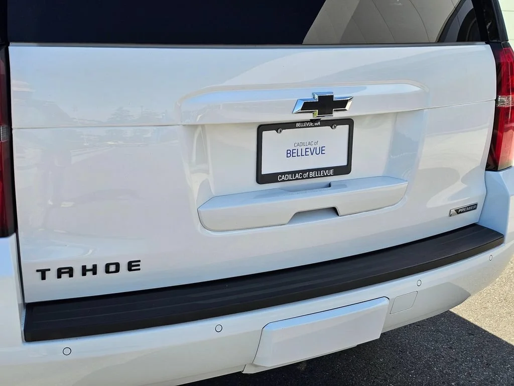 Used 2018 SUMMIT WHITE Chevrolet Premier image 15