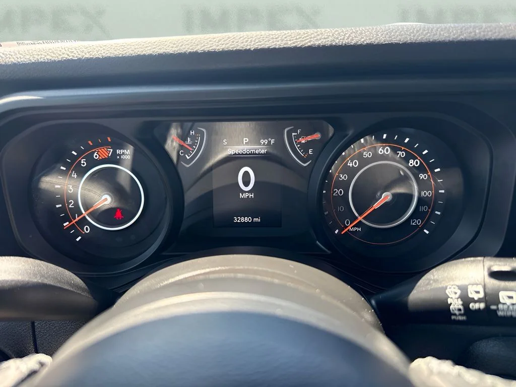 Used 2025 Gray Jeep Sport S image 14