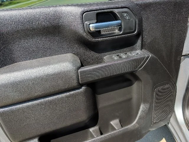 Used 2023 Gray Chevrolet Custom image 13