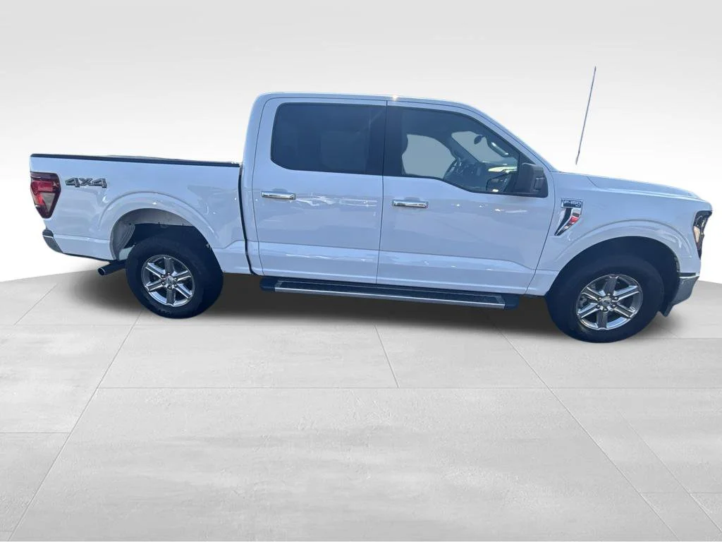 Used 2025 White Ford XLT image 7