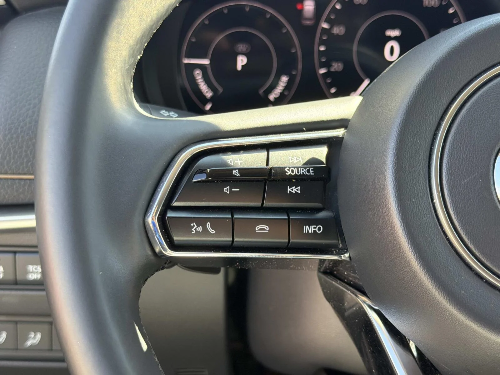 Certified Used 2024 ARTISAN RED PRE Mazda Premium AWD image 9