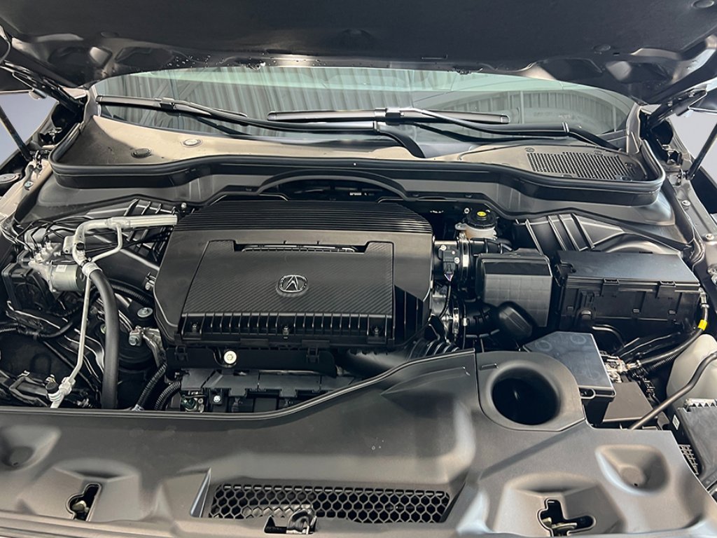 New 2026 Liquid Carbon Metallic Acura w/Technology Package image 13