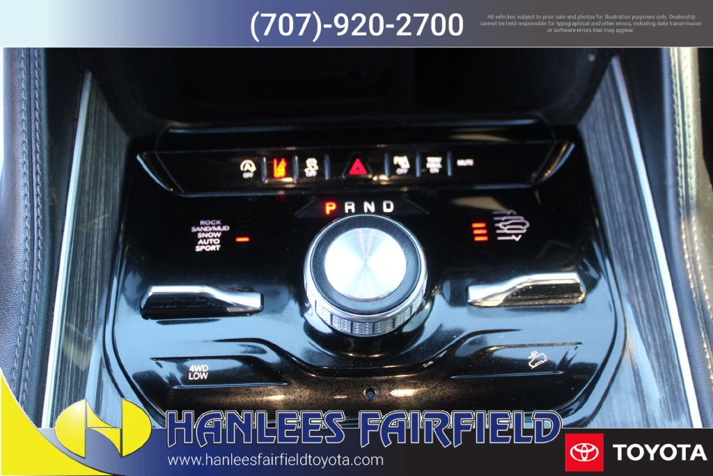 Used 2022 White Jeep Series III image 22