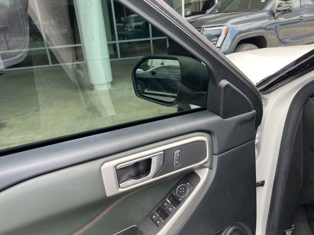 Used 2022 White Ford Timberline image 4