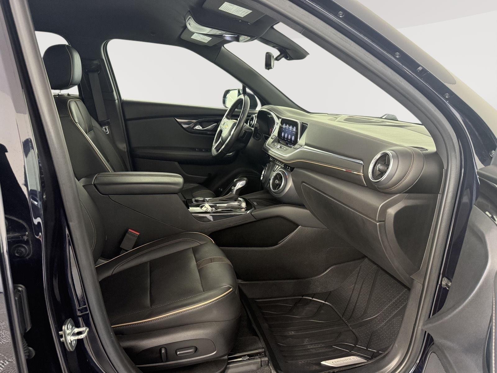 Used 2020 Midnight Blue Metallic Chevrolet Premier image 14